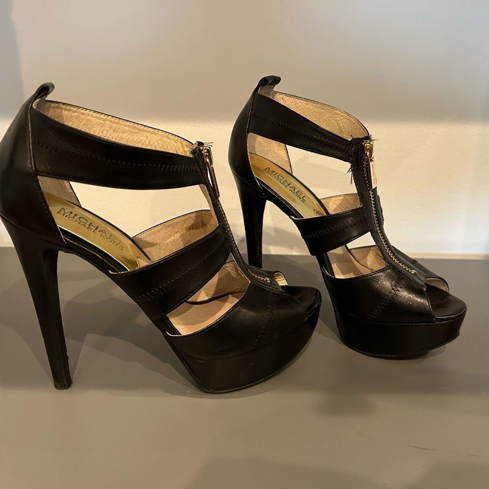 MICHAEL KORS heels.